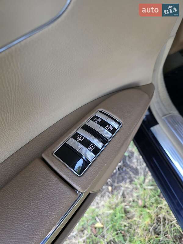 Седан Mercedes-Benz S-Class 2007 в Ровно