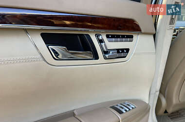 Седан Mercedes-Benz S-Class 2008 в 