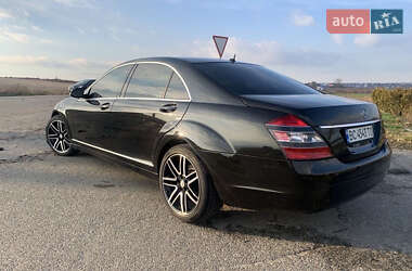 Седан Mercedes-Benz S-Class 2006 в 