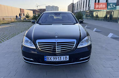 Седан Mercedes-Benz S-Class 2012 в Хмельницькому