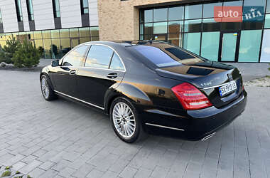 Седан Mercedes-Benz S-Class 2012 в 