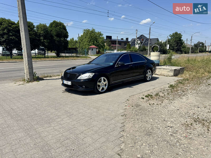 Седан Mercedes-Benz S-Class 2008 в Ивано-Франковске