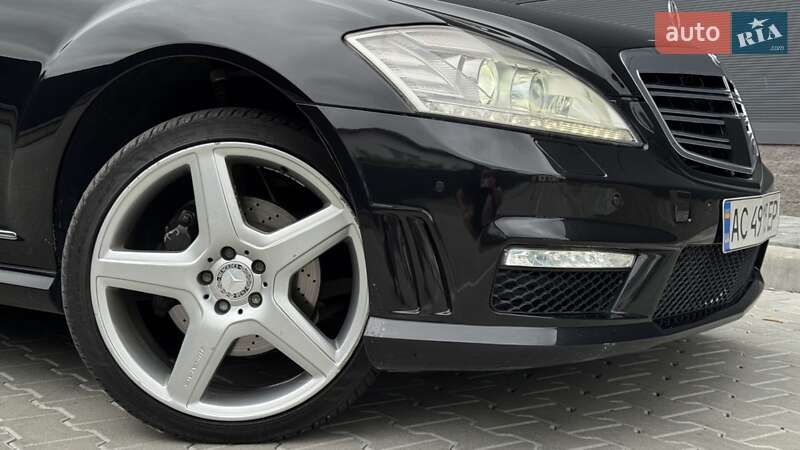 Седан Mercedes-Benz S-Class 2009 в Стрию