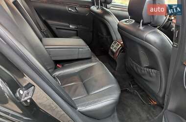 Седан Mercedes-Benz S-Class 2009 в 