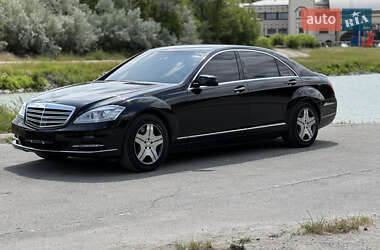 Седан Mercedes-Benz S-Class 2012 в 