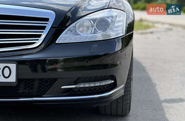 Седан Mercedes-Benz S-Class 2012 в 