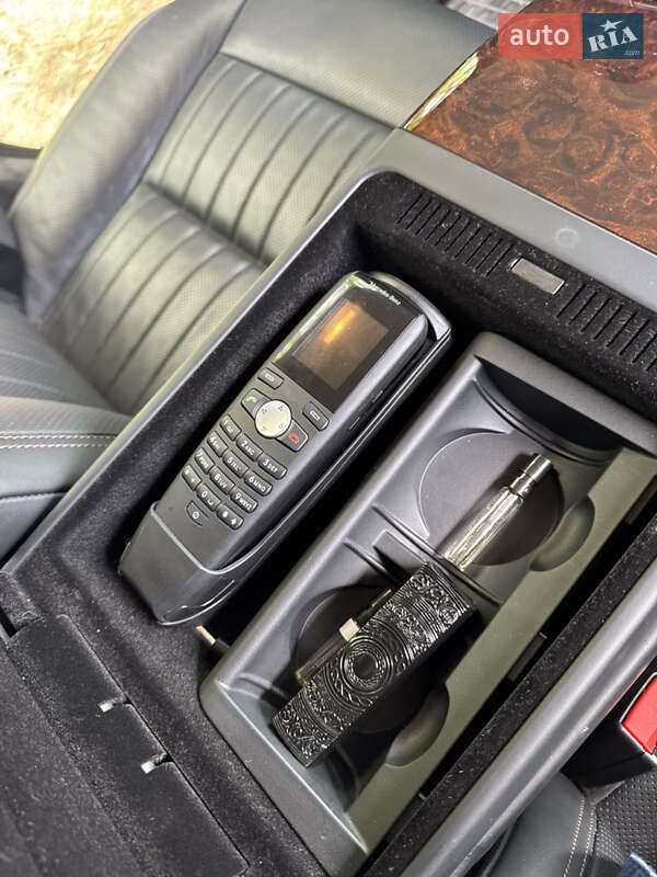 Седан Mercedes-Benz S-Class 2012 в Днепре