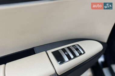 Седан Mercedes-Benz S-Class 2005 в 