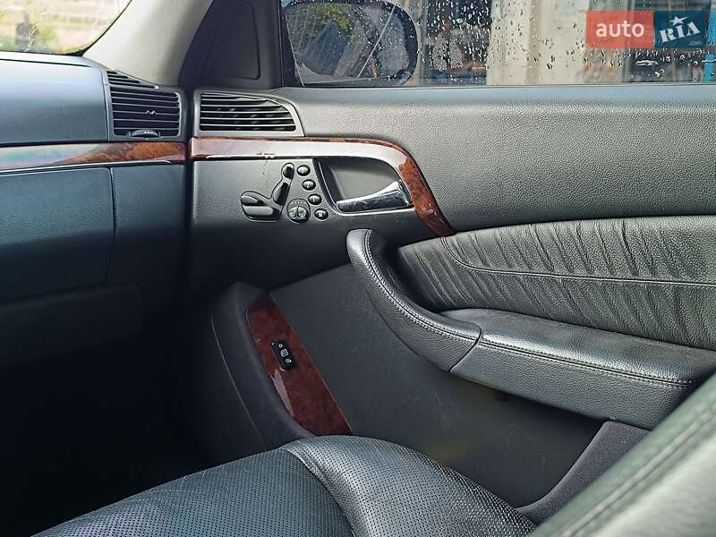 Седан Mercedes-Benz S-Class 2005 в Бережанах