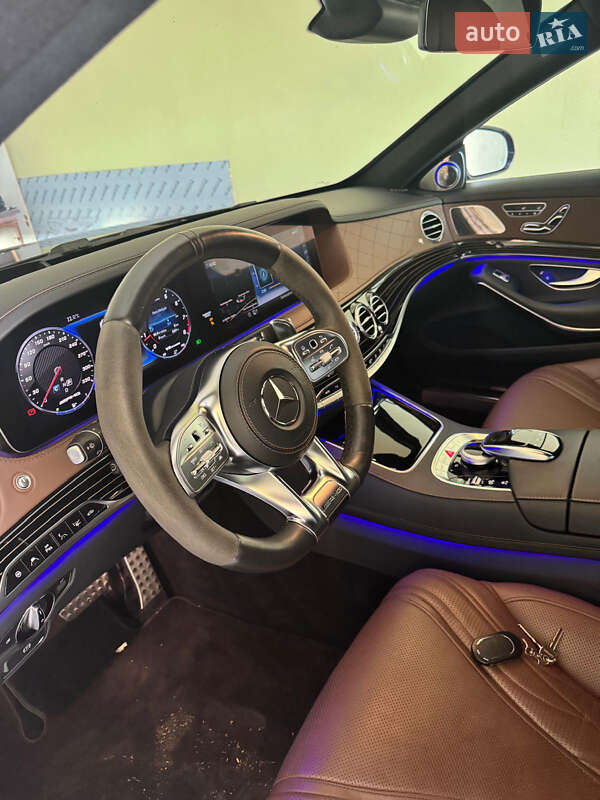 Седан Mercedes-Benz S-Class 2018 в Ровно