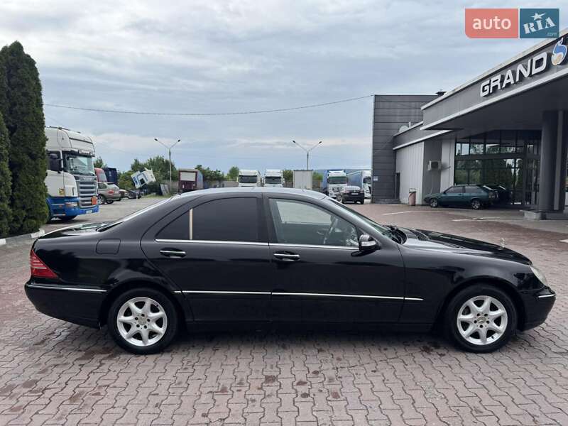 Седан Mercedes-Benz S-Class 2004 в Кутах