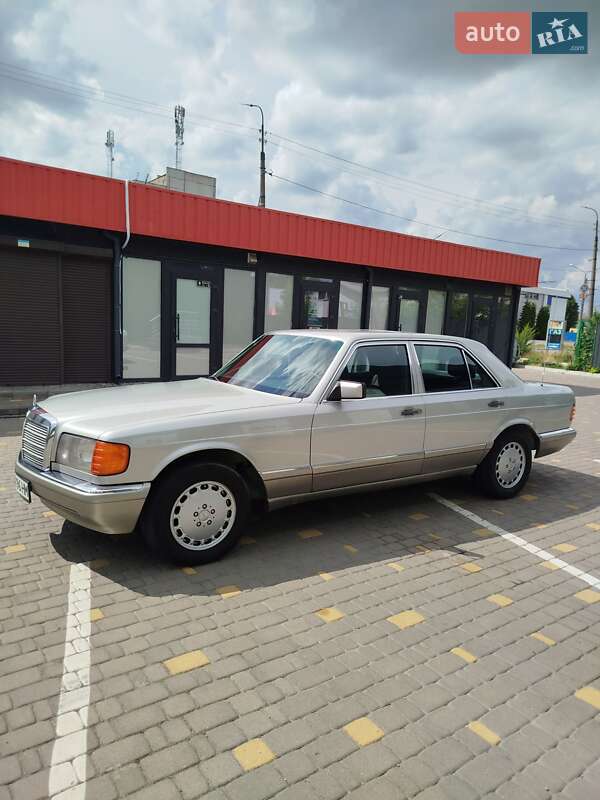 Седан Mercedes-Benz S-Class 1988 в Білій Церкві