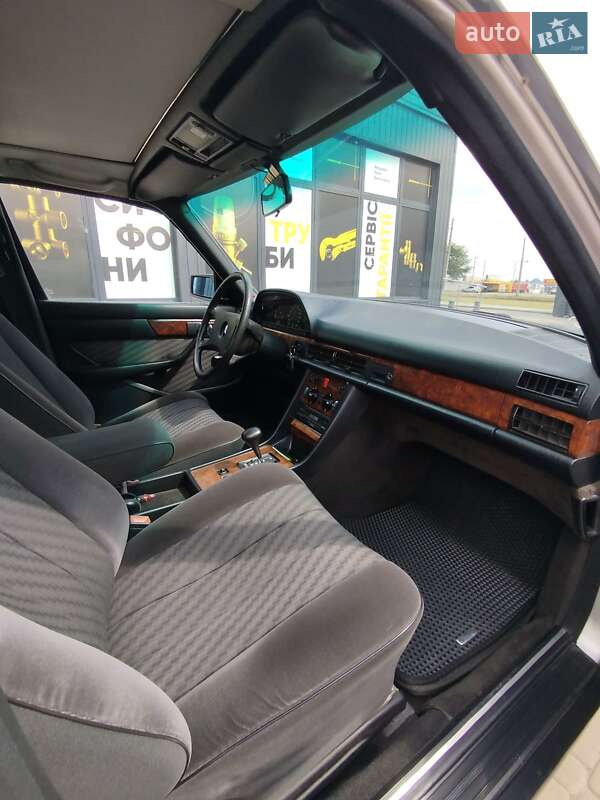 Седан Mercedes-Benz S-Class 1988 в Білій Церкві