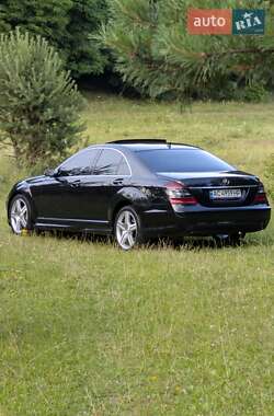 Седан Mercedes-Benz S-Class 2008 в 