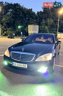 Mercedes-Benz S-Class 2007