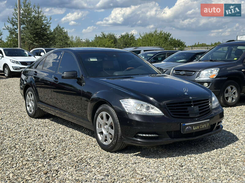 Седан Mercedes-Benz S-Class 2010 в Ивано-Франковске