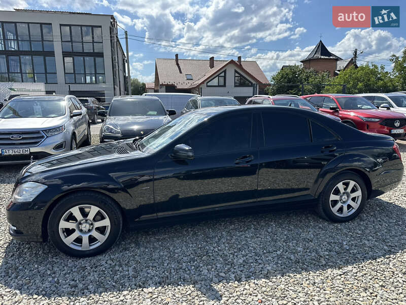 Седан Mercedes-Benz S-Class 2010 в Ивано-Франковске