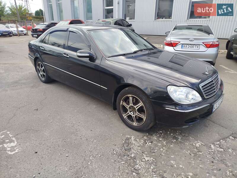 Mercedes-Benz S-Class 2004