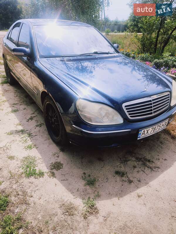 Mercedes-Benz S-Class 1999