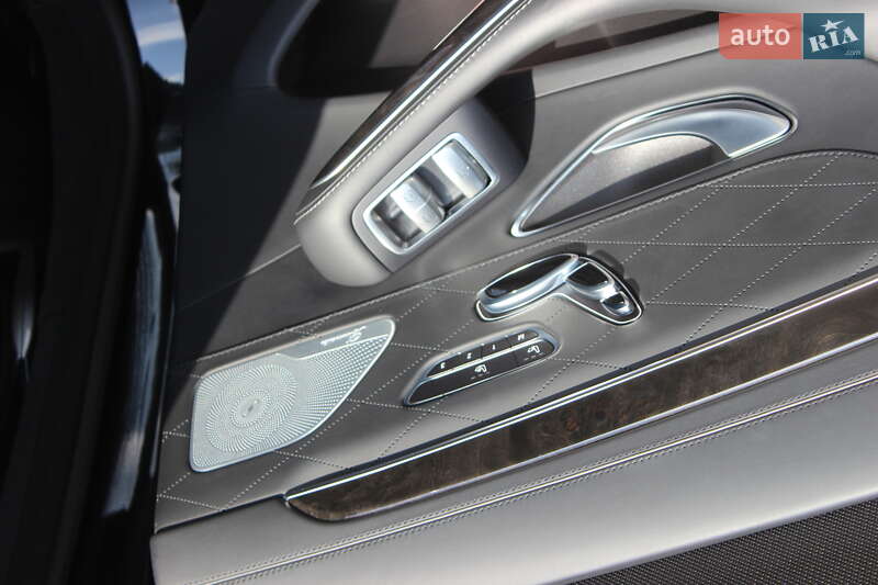 Седан Mercedes-Benz S-Class 2014 в Днепре