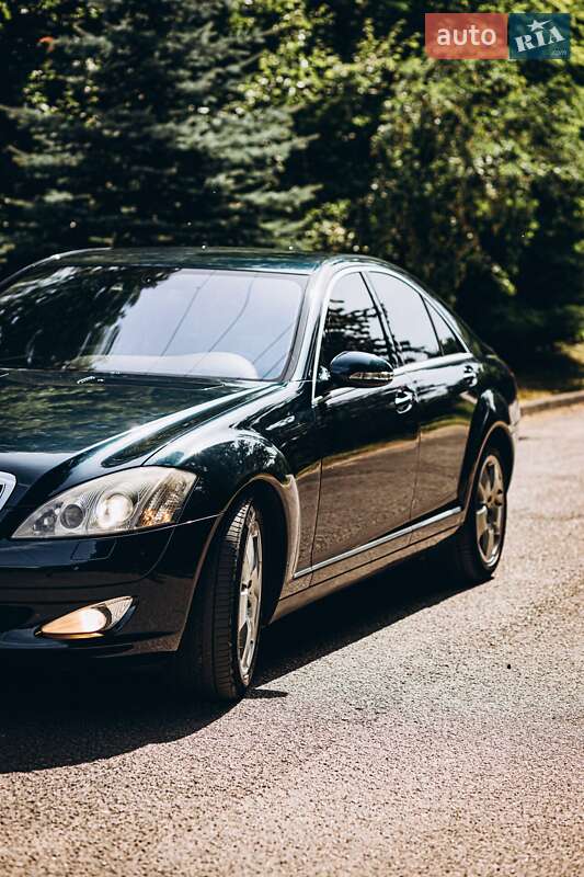 Седан Mercedes-Benz S-Class 2006 в Залещиках