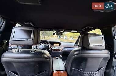 Седан Mercedes-Benz S-Class 2006 в 