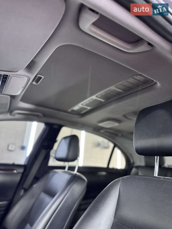 Седан Mercedes-Benz S-Class 2010 в Киеве