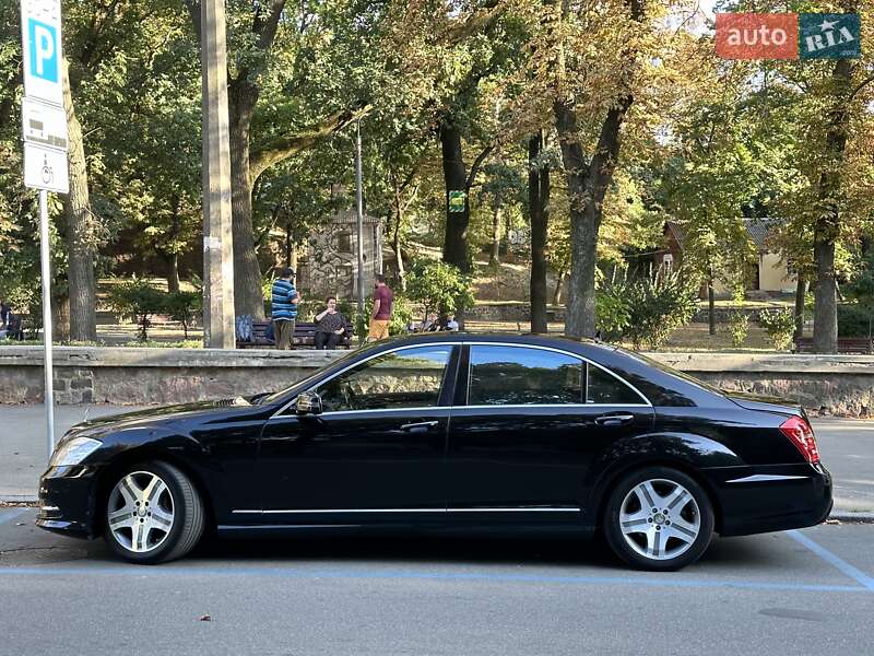 Седан Mercedes-Benz S-Class 2006 в Киеве