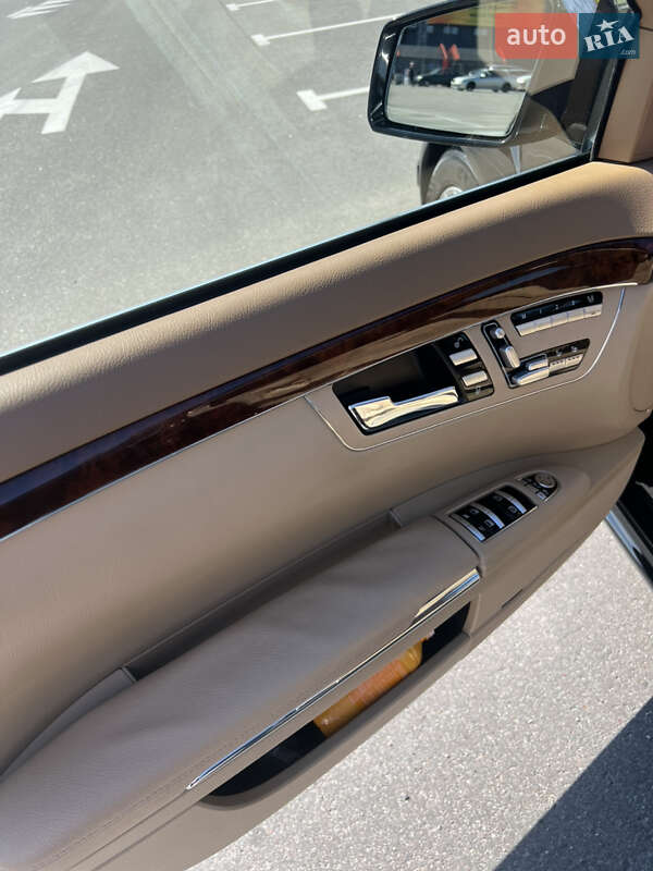 Седан Mercedes-Benz S-Class 2009 в Києві