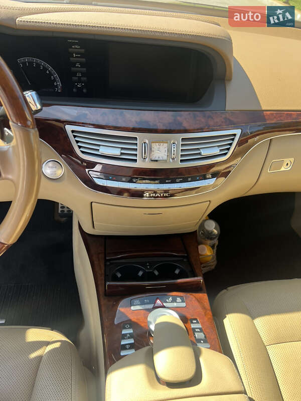 Седан Mercedes-Benz S-Class 2009 в Києві