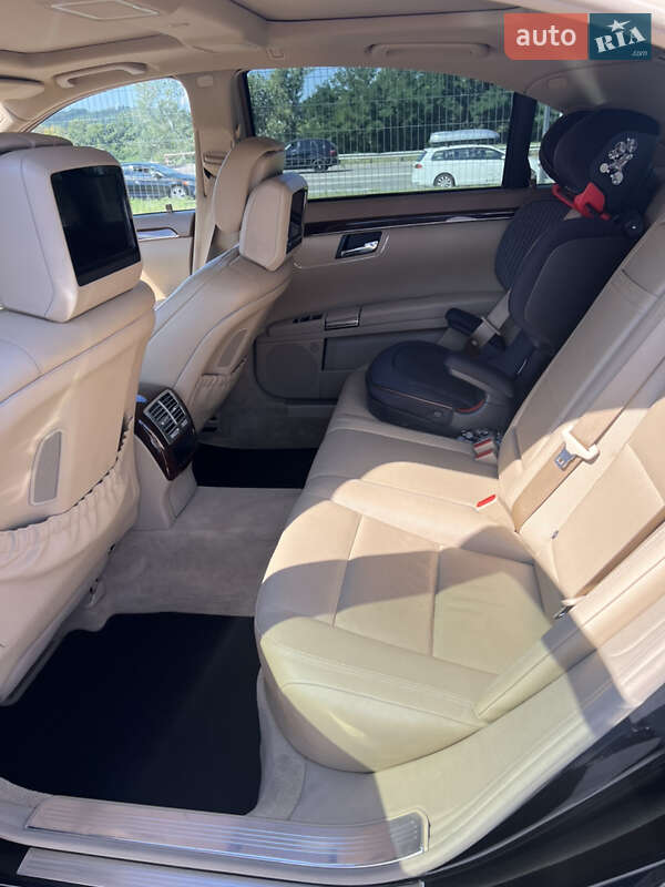 Седан Mercedes-Benz S-Class 2009 в Києві