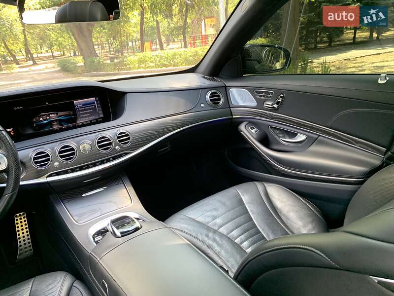 Седан Mercedes-Benz S-Class 2019 в Кривом Роге