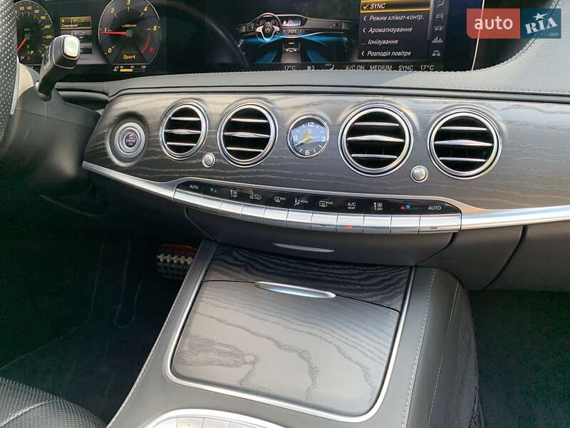 Седан Mercedes-Benz S-Class 2019 в Кривом Роге