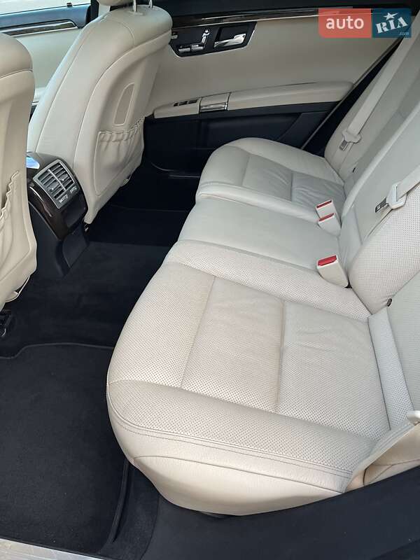 Седан Mercedes-Benz S-Class 2012 в Хмельницькому