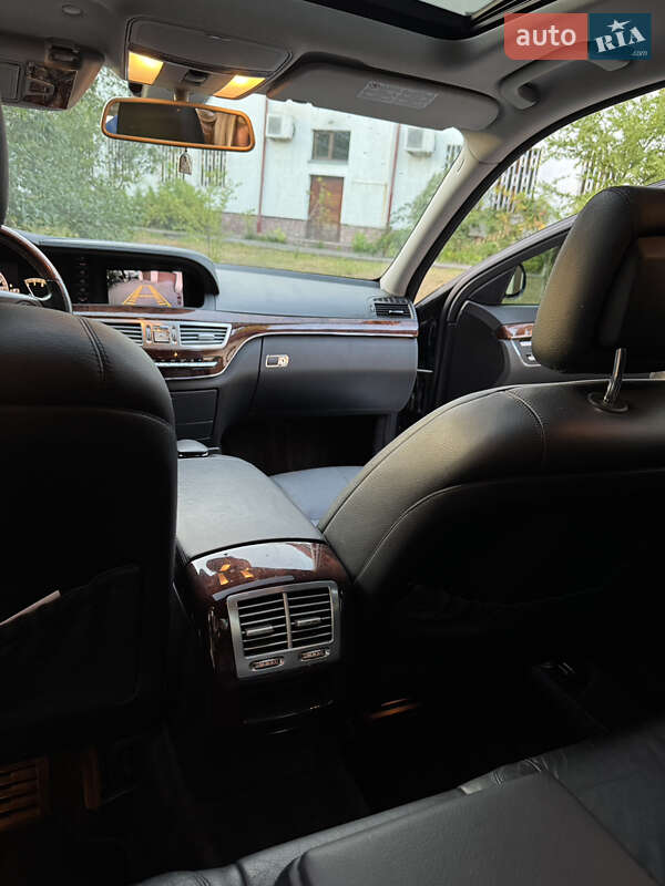 Седан Mercedes-Benz S-Class 2008 в Львове