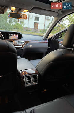 Седан Mercedes-Benz S-Class 2008 в 