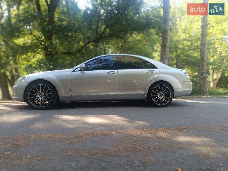 Седан Mercedes-Benz S-Class 2007 в Беляевке