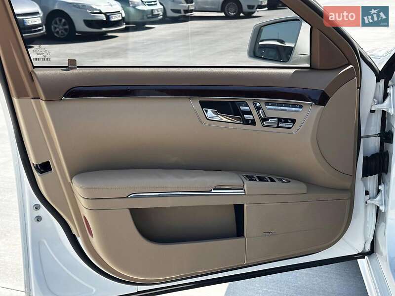 Седан Mercedes-Benz S-Class 2010 в Львові фото 19 Седан Mercedes-Benz S-Class 2010 в Львові