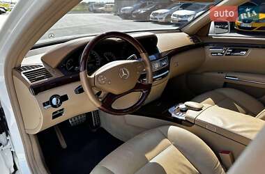 Седан Mercedes-Benz S-Class 2010 в 