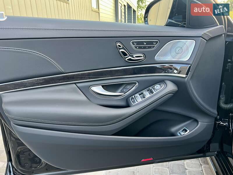 Седан Mercedes-Benz S-Class 2018 в Києві