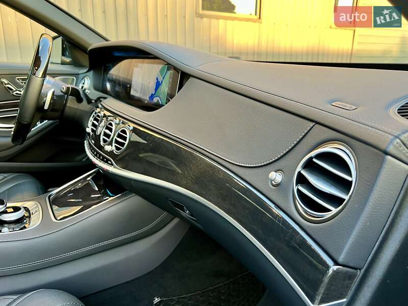 Седан Mercedes-Benz S-Class 2018 в Києві