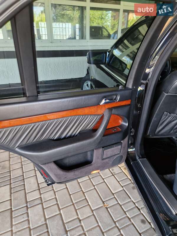 Седан Mercedes-Benz S-Class 1997 в Южноукраїнську