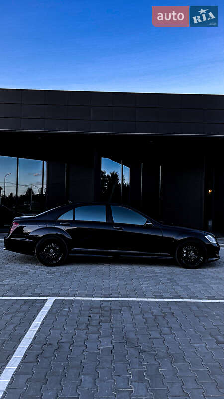 Седан Mercedes-Benz S-Class 2008 в Львове