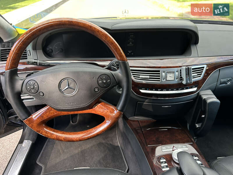 Седан Mercedes-Benz S-Class 2011 в Киеве