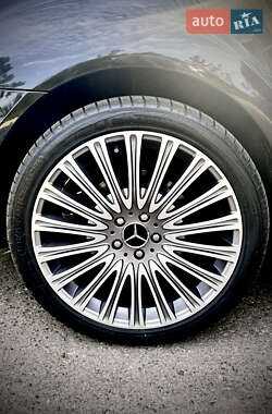 Седан Mercedes-Benz S-Class 2012 в 
