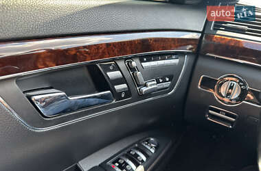 Седан Mercedes-Benz S-Class 2012 в 