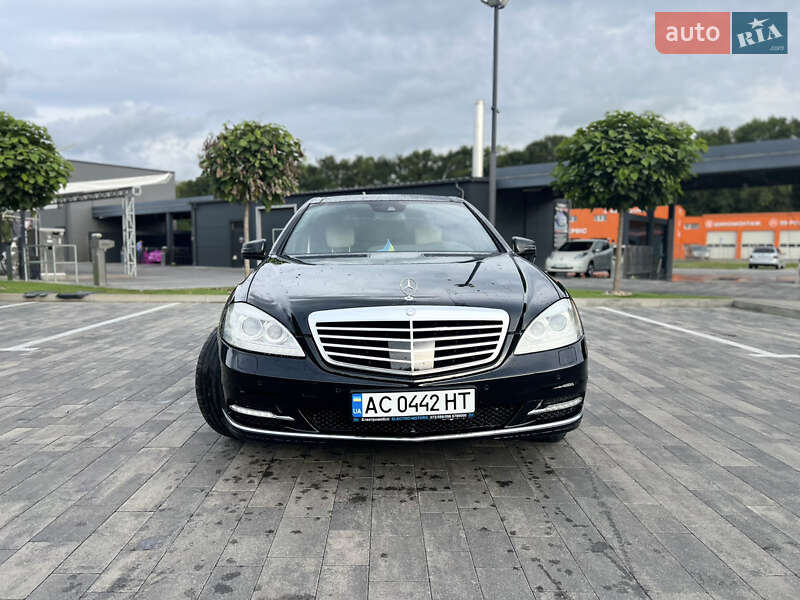Седан Mercedes-Benz S-Class 2012 в Луцьку