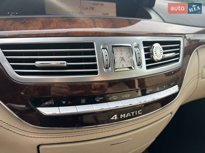 Седан Mercedes-Benz S-Class 2012 в Луцьку