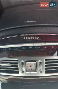 Седан Mercedes-Benz S-Class 2009 в 
