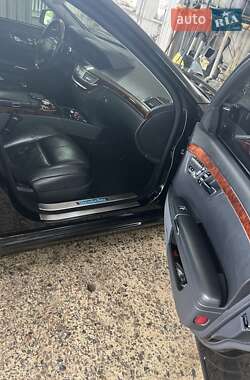Седан Mercedes-Benz S-Class 2009 в 